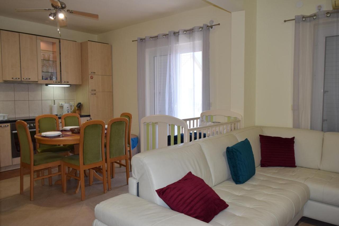 קוטור Apartmani Bobo מראה חיצוני תמונה